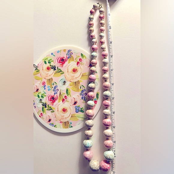 ❌not for sale gifted Vintage necklace pink, blue gold-sponged marbled beads 24” - Picture 3 of 5